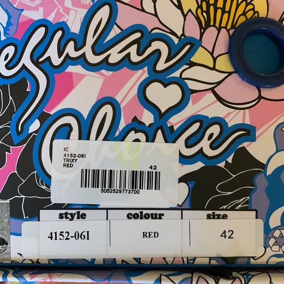 Irregular Choice Trixy unicorn heels in red brocade. 🦄 - Picture 9 of 11